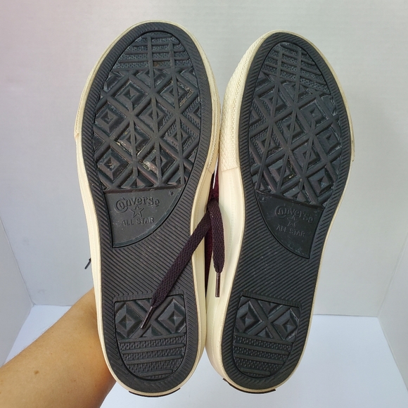 CONVERSE One Star "Ox" Maroon Velvet Low Top Sneaker 5.5/JUNIORS or 7.5/WOMENS - Picture 8 of 11
